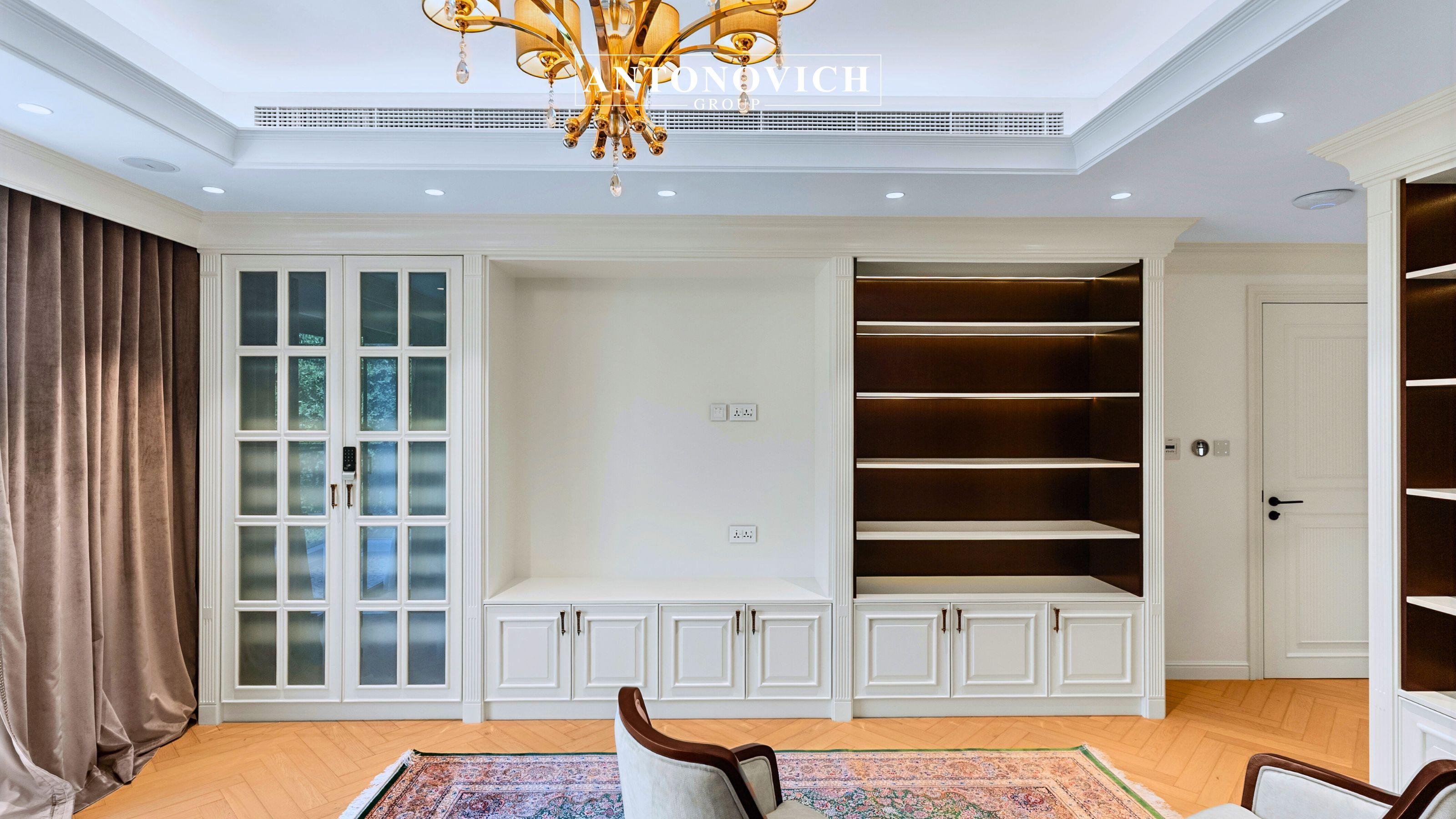 Bespoke Joinery Solution featuring Modern Kitchen & Home Office at Luxury Villa in Meadows Dubai Bespoke Joinery Solution featuring Modern Kitchen & Home Office at Luxury Villa in Meadows Dubai