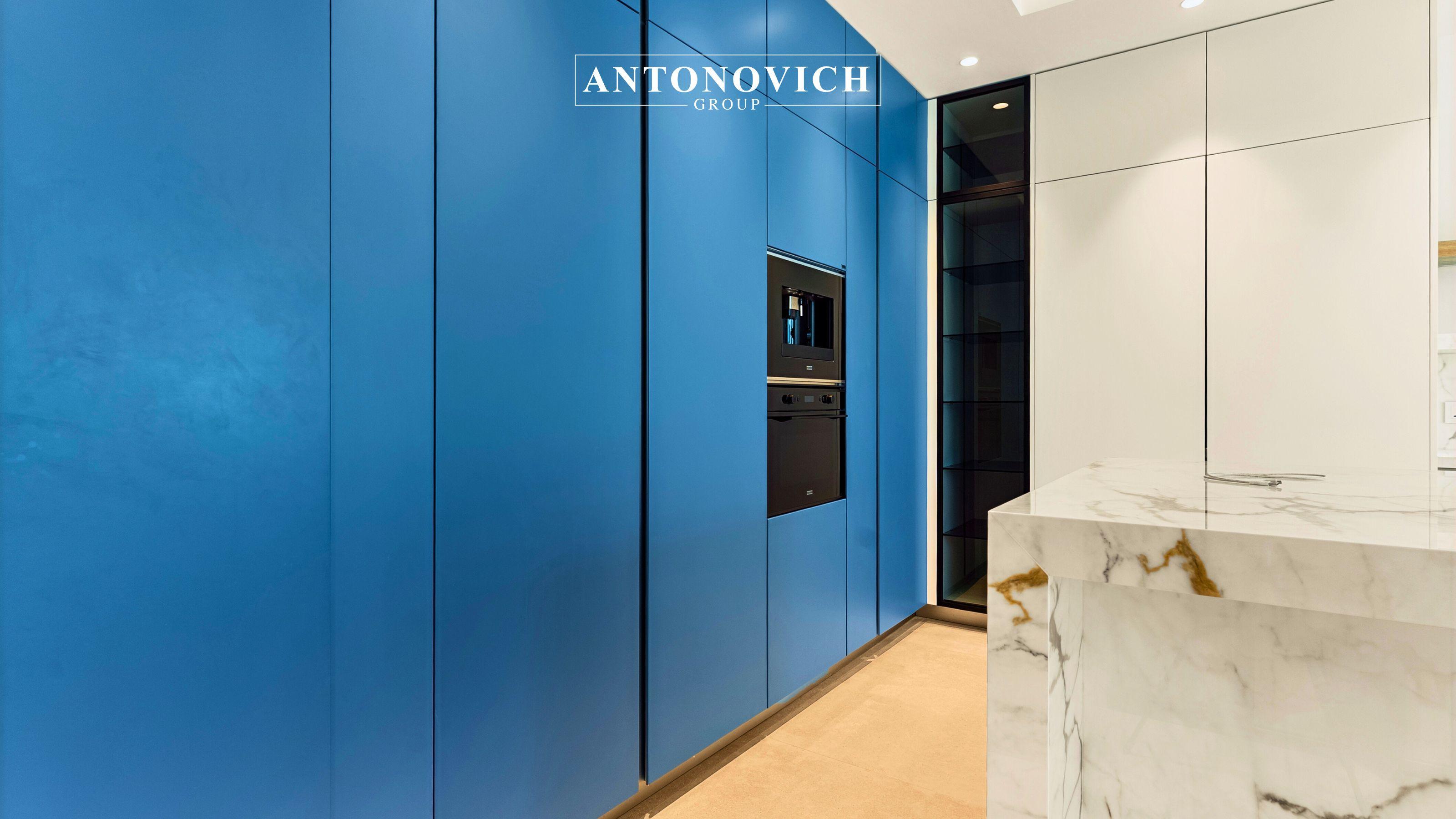 Bespoke Joinery Solution featuring Modern Kitchen & Home Office at Luxury Villa in Meadows Dubai Bespoke Joinery Solution featuring Modern Kitchen & Home Office at Luxury Villa in Meadows Dubai