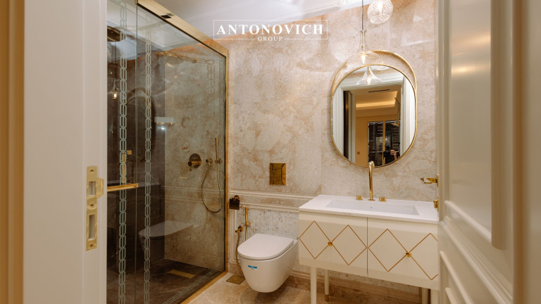 LUXURY VILLA FIT-OUT COMPANY: BATHROOM INTERIOR DESIGN IN LA MER DUBAI