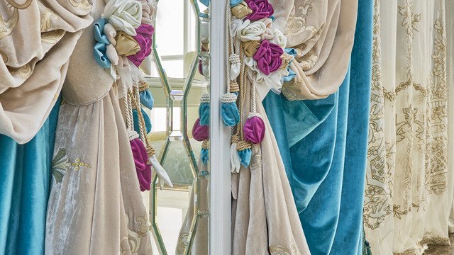 Дизайн и пошив элитных штор