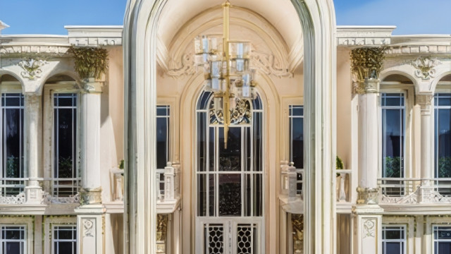 Luxurious exterior modern house design in Saudi Arabia