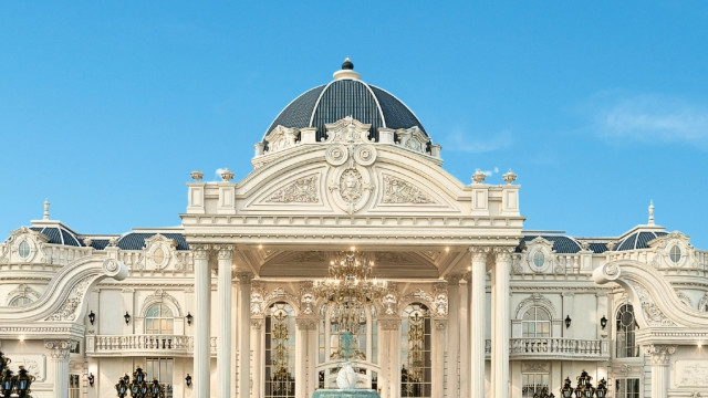 Royal Style villa exterior and interior design Saudi Arabia