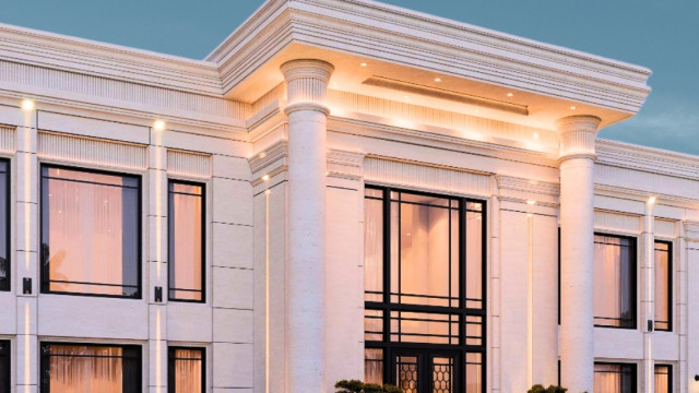 Sculpting Elegance: Where Innovative Architecture Meets Exquisite Exterior