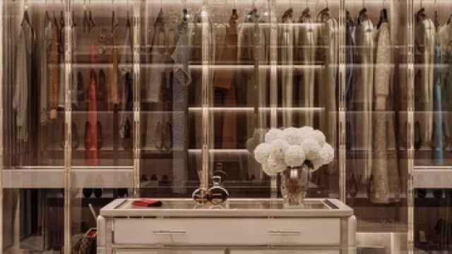 Luxurious Dressing Room Design