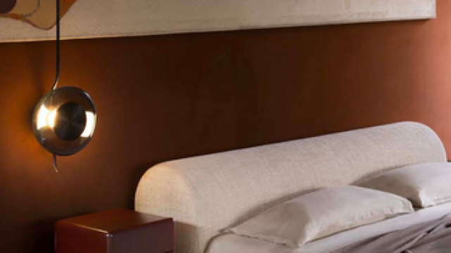 أثاث غرف النوم الكلاسيكية