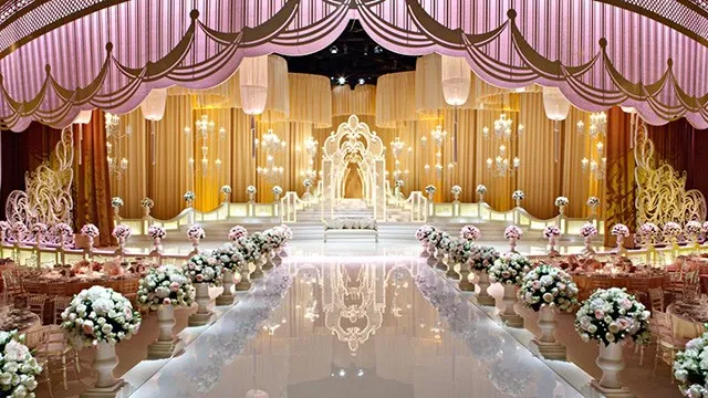 Enchanting Wedding Floristry: Design Your Dream Floral Experience