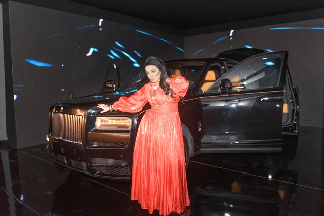 منزل ملكي فاخر في الهند: رحلة إلى الفخامة