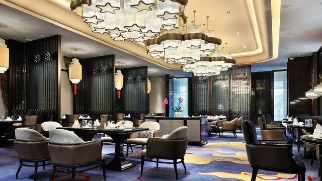 Освещение ресторана и дизайн люстр