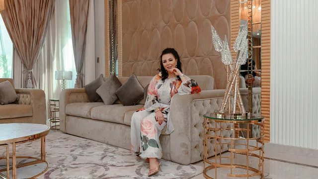 سجاد بنقوش زهرية أنيق ومخصص