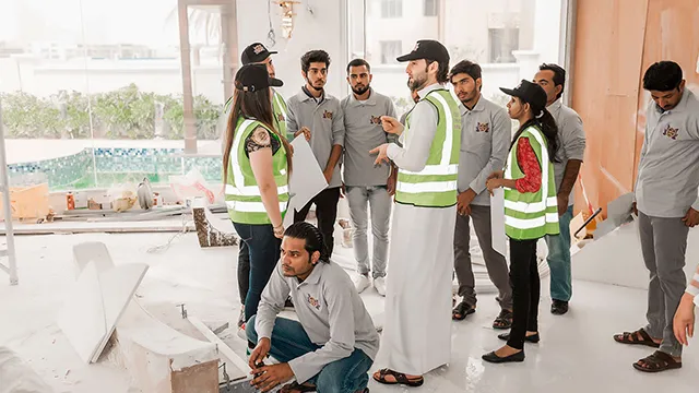 تصميم مطبخ كلاسيكي أنيق: جمال دائم ووظائف عملية