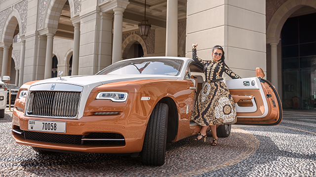 ارتقِ مساحتك: إضاءة وديكور المنزل الراقي