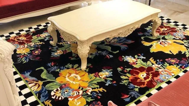 سجاد متعدد الألوان لداخلية نابضة بالحياة