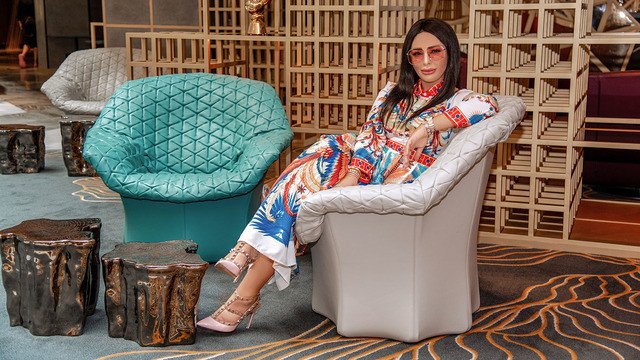 إتقان دمج السجاد الكلاسيكي في التصميم الداخلي الحديث