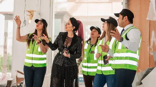 أعمال الفيت آوت | تصميم الأسقف الفاخرة لأناقة منزلية مميزة