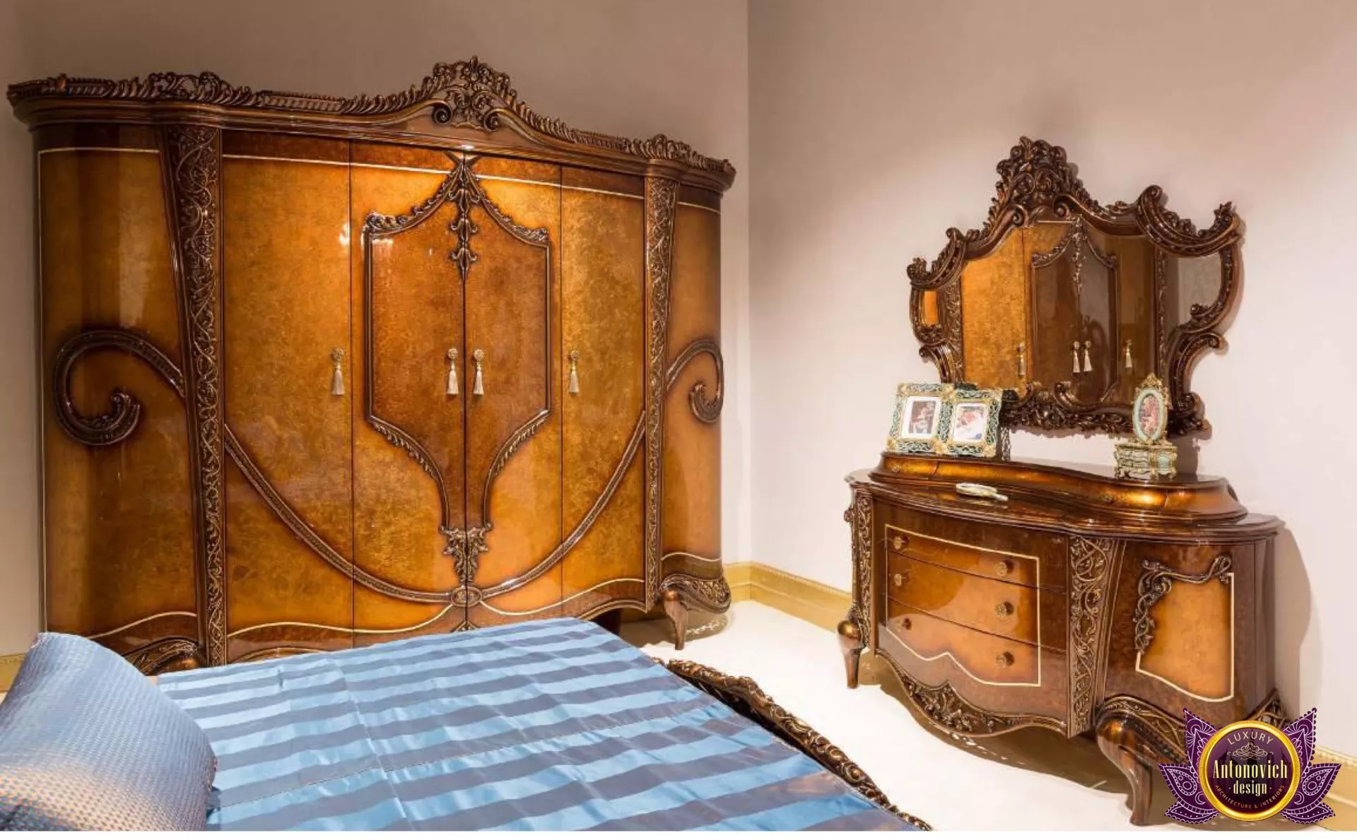 استمتع براحة فائقة مع أفخر مواد الأثاث في دبي