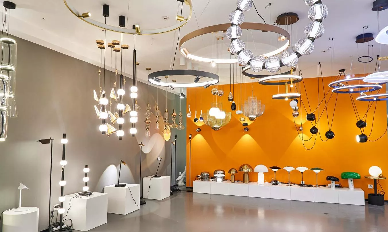 ارتقِ بمساحتك: نصائح إضاءة فاخرة للتصميم الداخلي