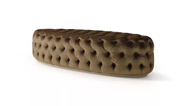 Stylish Oval Padded pouff