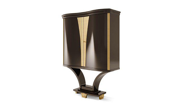 hinged doors bar with fan leg