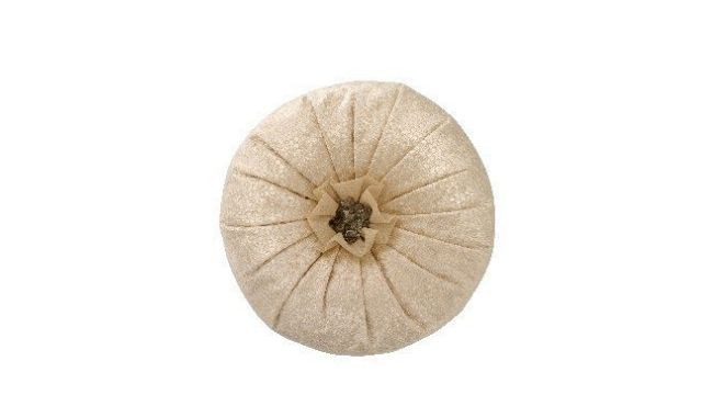 Circular Style Cushion