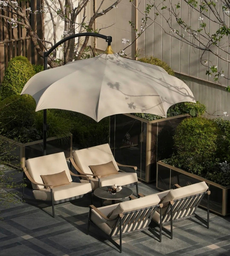 OUTDOOR UMBRELLA 006