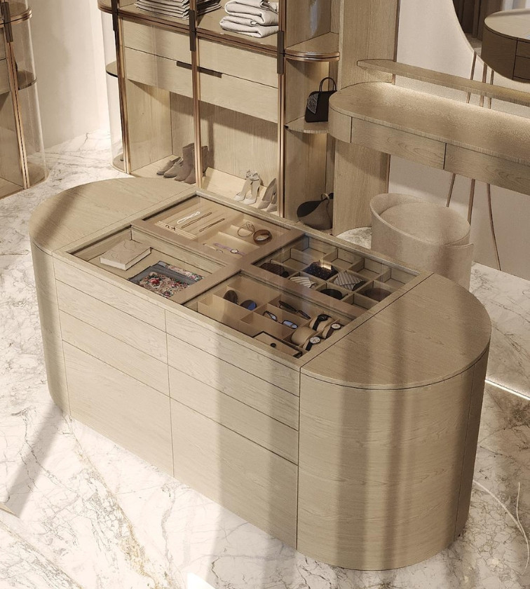 Classy Design Dressing Table