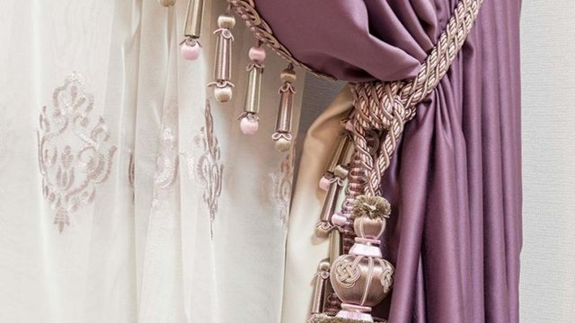 Exquisite Luxury Curtain Designs for a Lavish Home